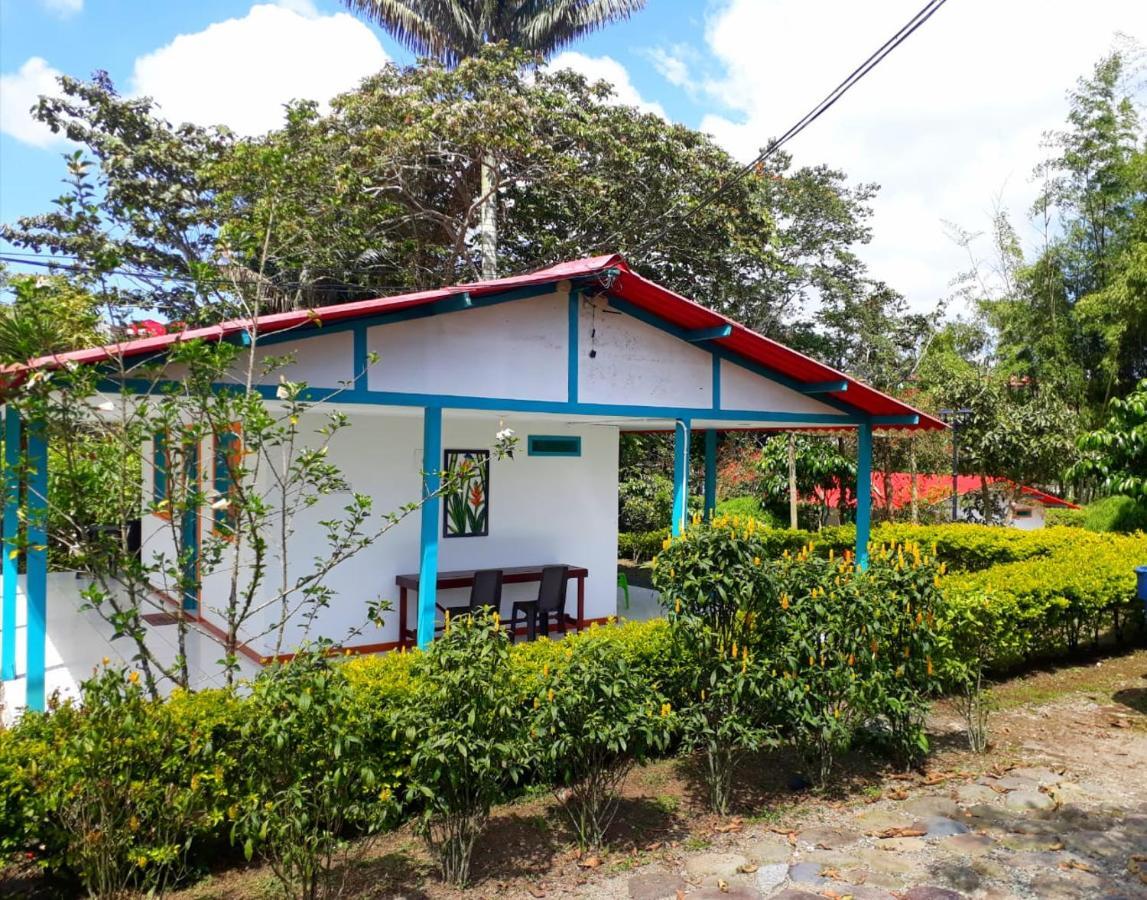 Hostal Campestre El Santuario ฟิลานเดีย ภายนอก รูปภาพ